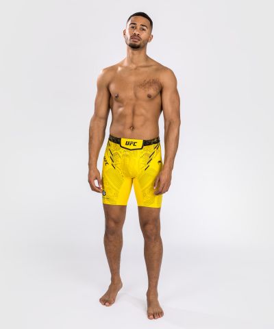 UFC Adrenaline | VENUM Authentic 格斗之夜 男士紧身短裤 - 黄色